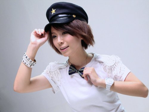 前任女友(黄雅莉2010年发行专辑) 前任女友(黄雅莉2010年发行专辑)