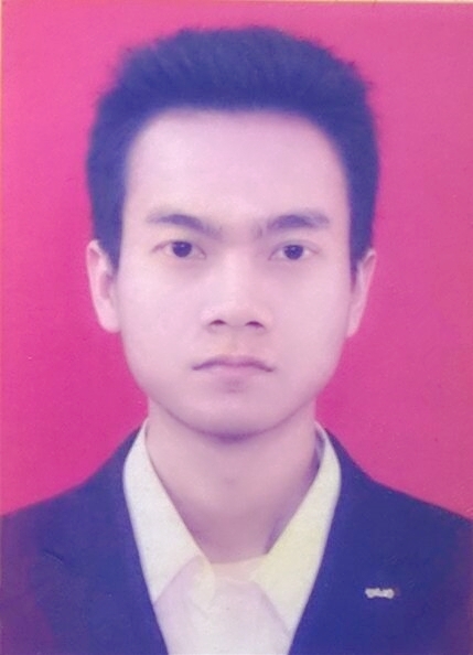 作者近照 作者近照