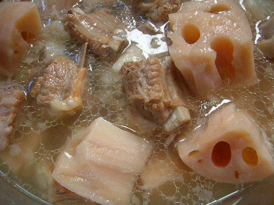 排骨藕汤 排骨藕汤