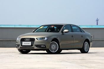 2013款奥迪A4L 40TFSI quattro 运动型 2013款奥迪A4L 40TFSI quattro 运动型