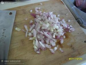 电饭煲做出香喷喷的腊味饭 电饭煲做出香喷喷的腊味饭