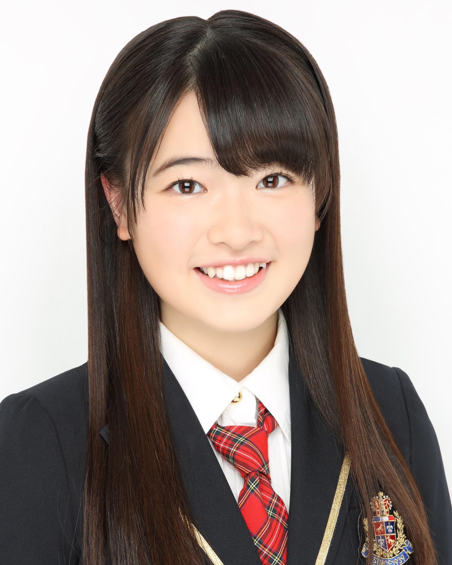 2016年AKB48プロフィール 武藤小麟 2016年AKB48プロフィール 武藤小麟