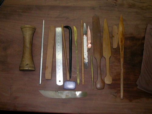 制壶工具:顶柱、尖刀、小拍子、等 制壶工具:顶柱、尖刀、小拍子、等