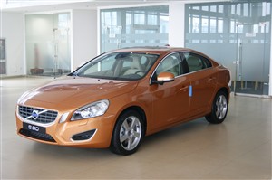 沃尔沃S602.0T双离合T5智尊版2012款 沃尔沃S602.0T双离合T5智尊版2012款