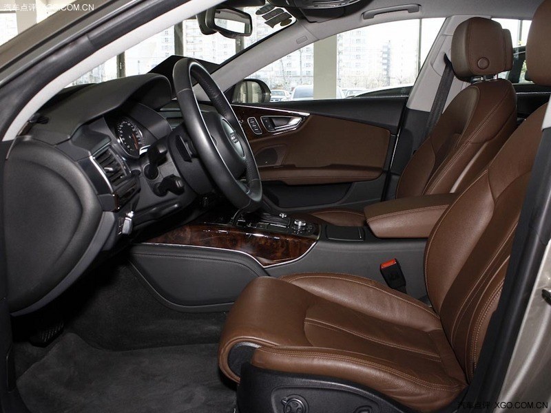 2012款奥迪A7 3.0TFSI quattro豪华型 2012款奥迪A7 3.0TFSI quattro豪华型