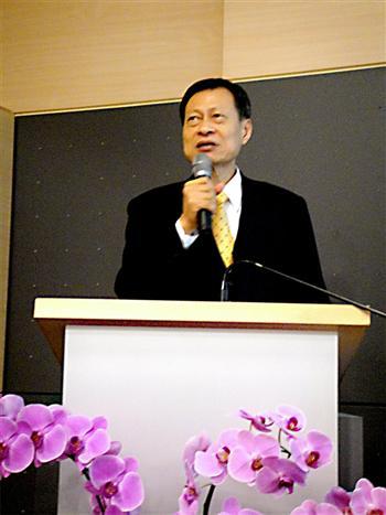 赖英照 赖英照