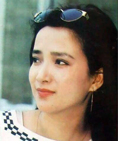 何晴 何晴