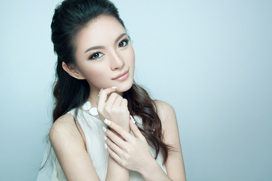 胡灵 胡灵