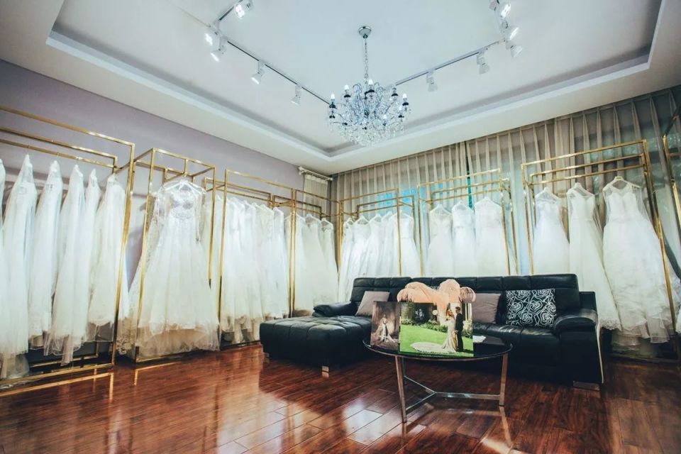 施华洛婚纱会所 施华洛婚纱会所
