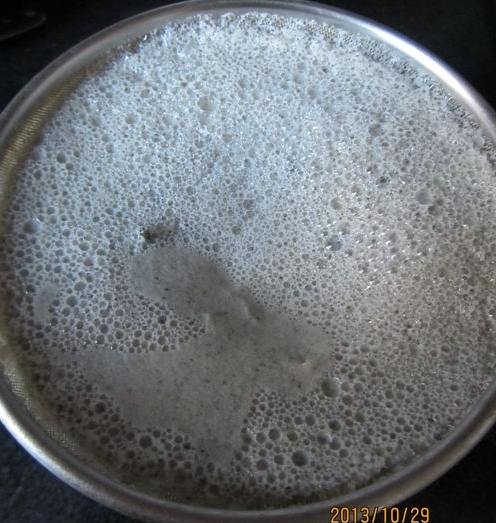 黑豆芝麻豆浆 黑豆芝麻豆浆