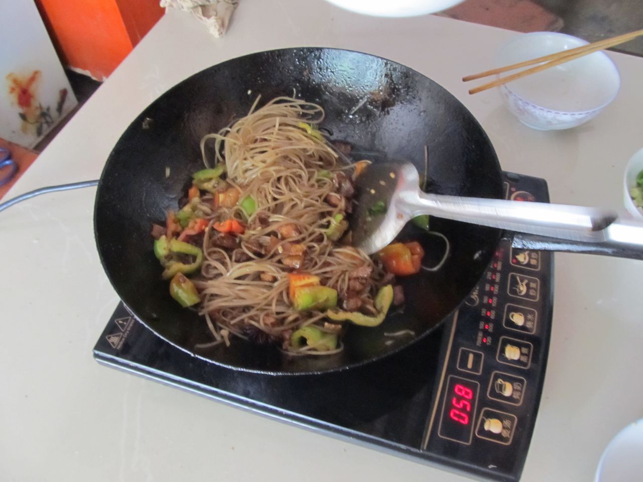 蚂蚁上树炒粉条
