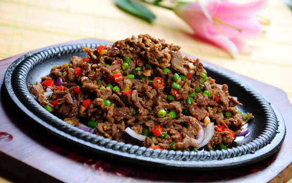 窝窝夹孜然羊肉