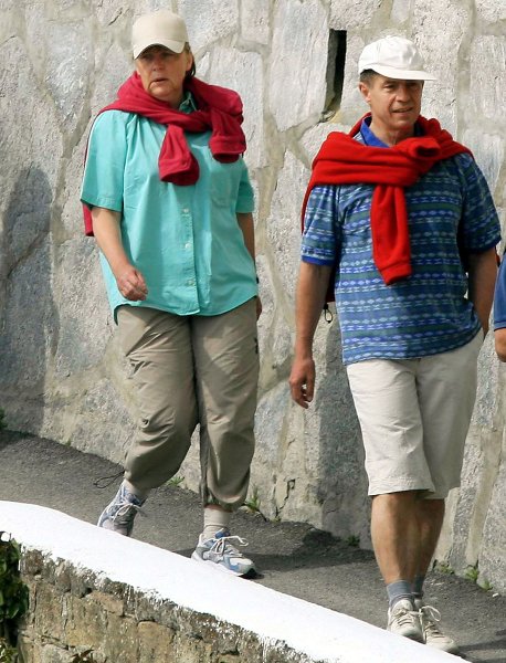 默克尔与丈夫在义大利徒步旅行 默克尔与丈夫在义大利徒步旅行