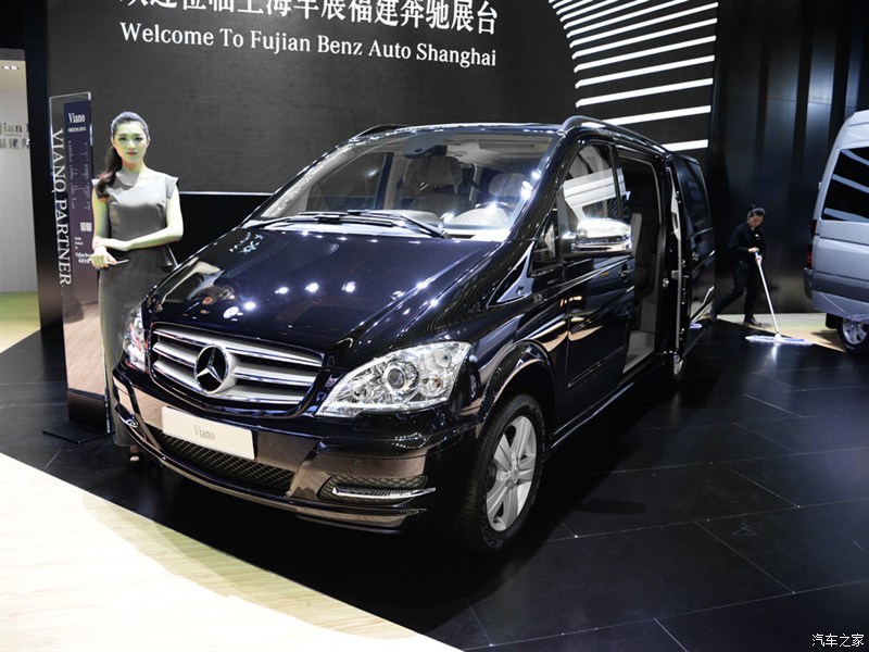 宾士唯雅诺商务车 宾士唯雅诺商务车