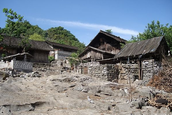 隆林各族自治县(隆林县)