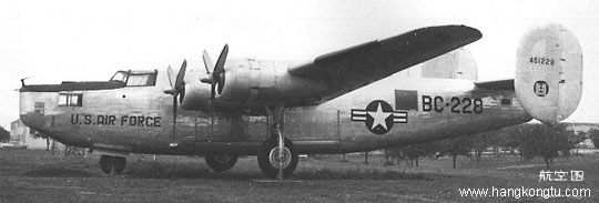 B-24轰炸机 B-24轰炸机