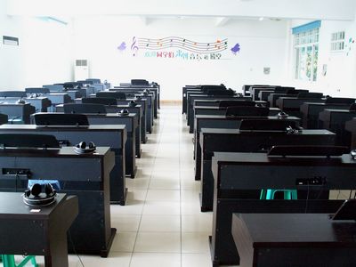 广州中大附属雅宝学校 广州中大附属雅宝学校