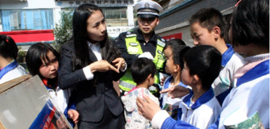 橙色书包 橙色书包