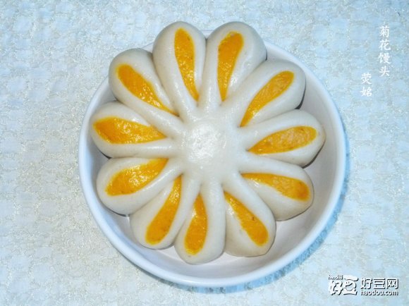 南瓜菊花馒头 南瓜菊花馒头