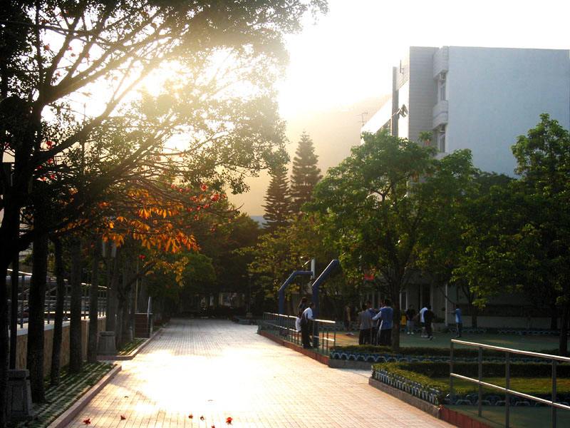 深圳市育才中学 深圳市育才中学