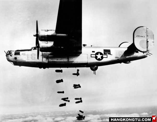 B-24轰炸机 B-24轰炸机