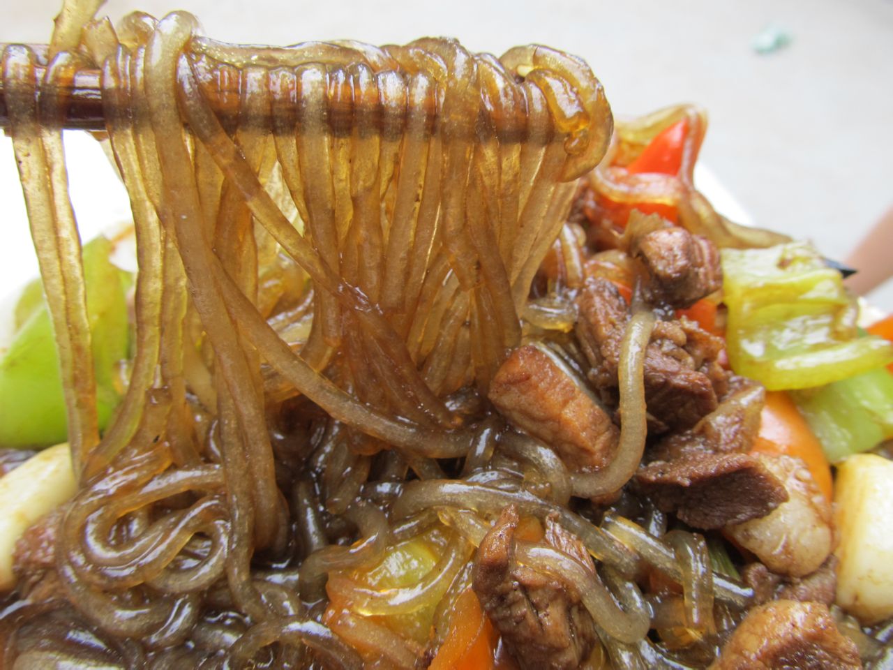 蚂蚁上树炒粉条 蚂蚁上树炒粉条