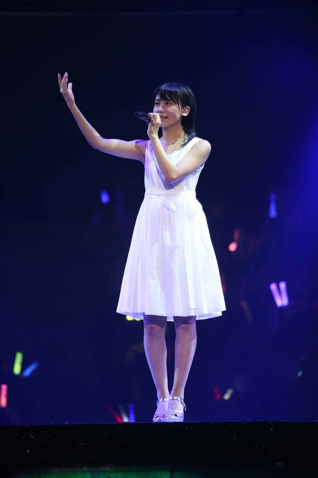 独唱《FIRST LOVE》 独唱《FIRST LOVE》