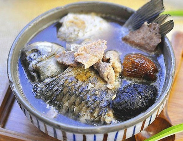 鲫鱼土茯苓汤 鲫鱼土茯苓汤
