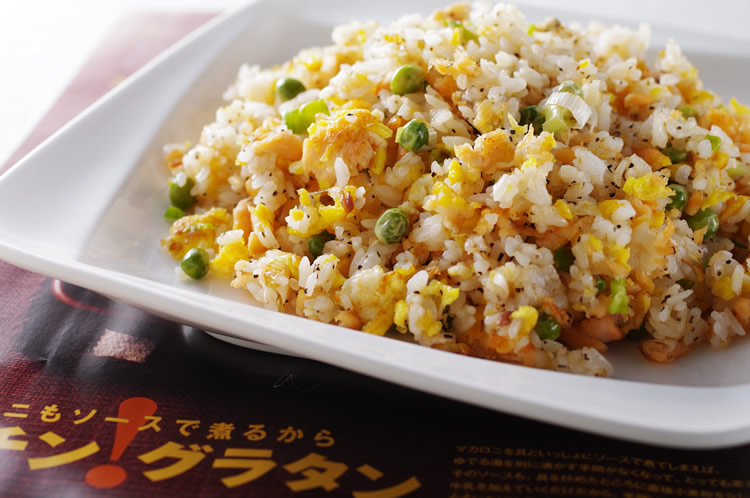 黄金鲑鱼炒饭 黄金鲑鱼炒饭