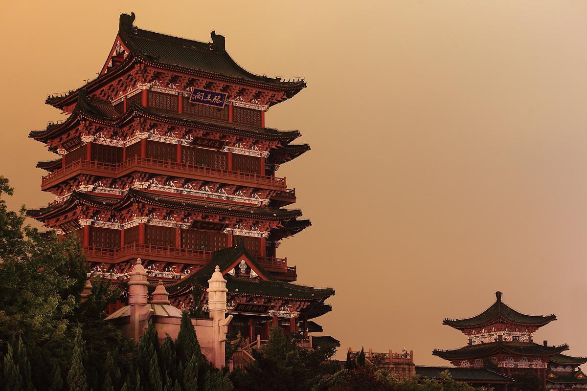 落霞与孤鹜齐飞,秋水共长天一色 落霞与孤鹜齐飞,秋水共长天一色