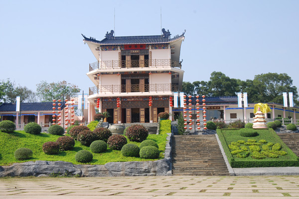 湖光岩风景区