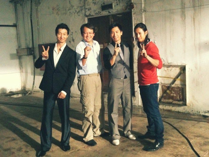 导演与演员在拍摄现场的照片 导演与演员在拍摄现场的照片