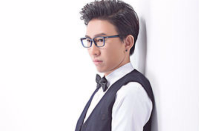 狮子座(陶辰宇演唱歌曲) 狮子座(陶辰宇演唱歌曲)
