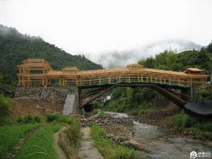 新建廊桥夹金桥 新建廊桥夹金桥