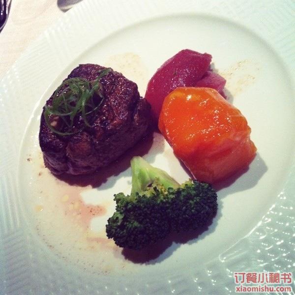 纽约风味酥烤牛排