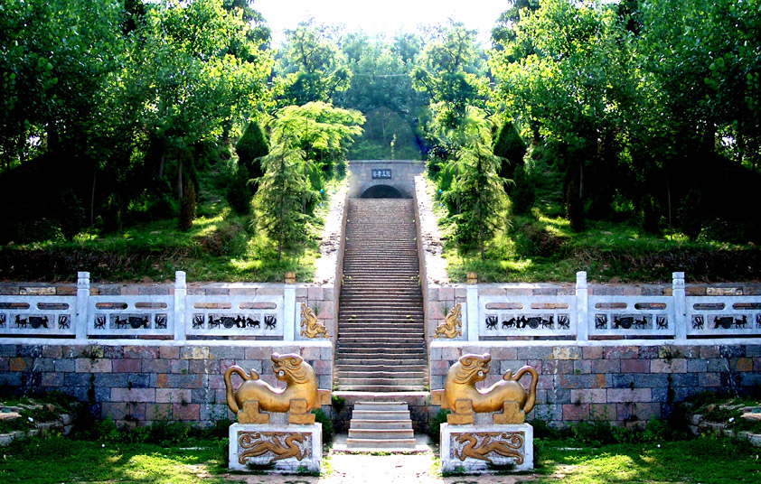 梁孝王陵 梁孝王陵