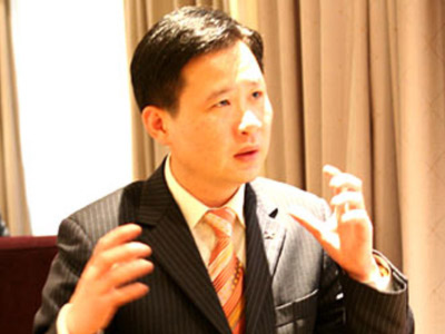 特步总裁丁水波 特步总裁丁水波