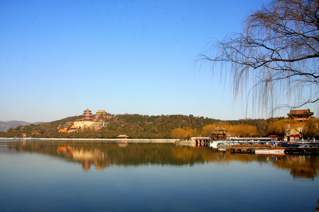 北京市最大的湖泊——昆明湖 北京市最大的湖泊——昆明湖