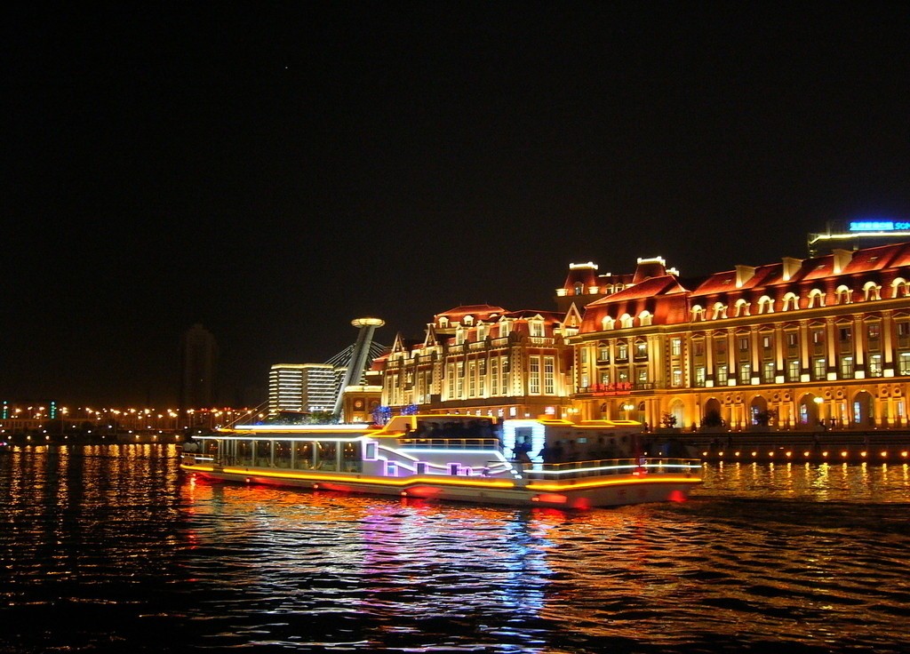 海河观光船 海河观光船