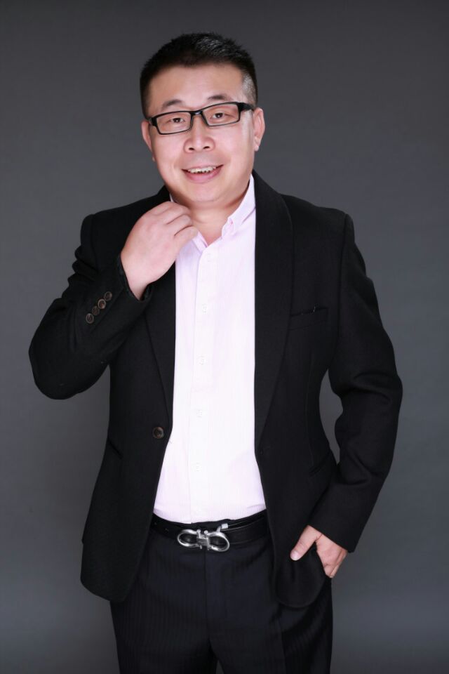 焦涌(收藏家、企业家、书画金石鉴定家) 焦涌(收藏家、企业家、书画金石鉴定家)
