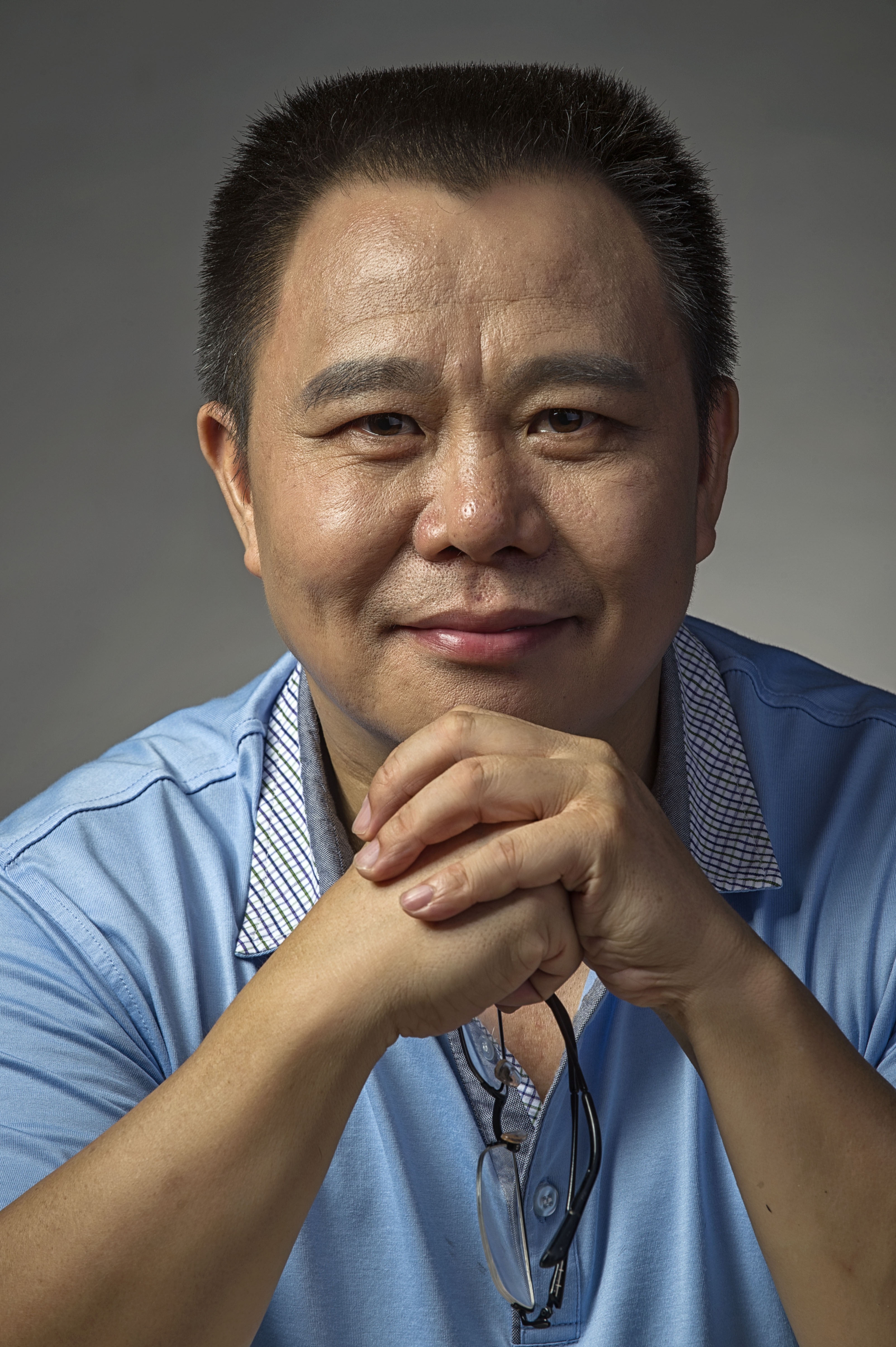 浮石(毕业于湘潭大学的作家) 浮石(毕业于湘潭大学的作家)