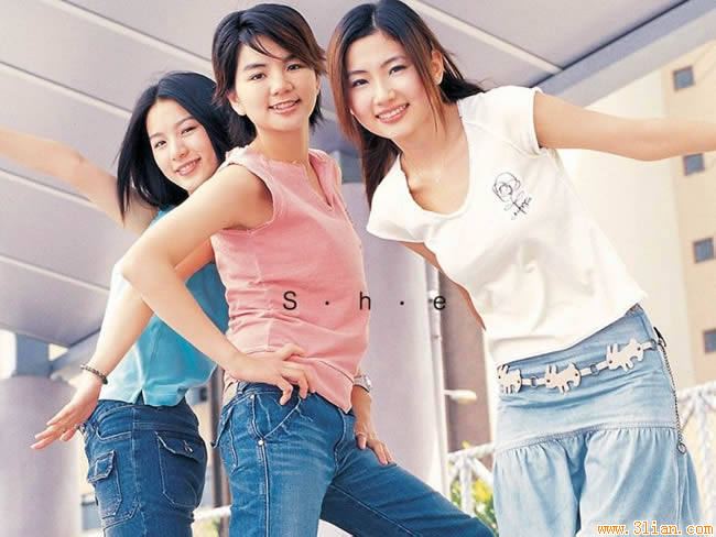 无可取代(S.H.E演唱的歌曲) 无可取代(S.H.E演唱的歌曲)