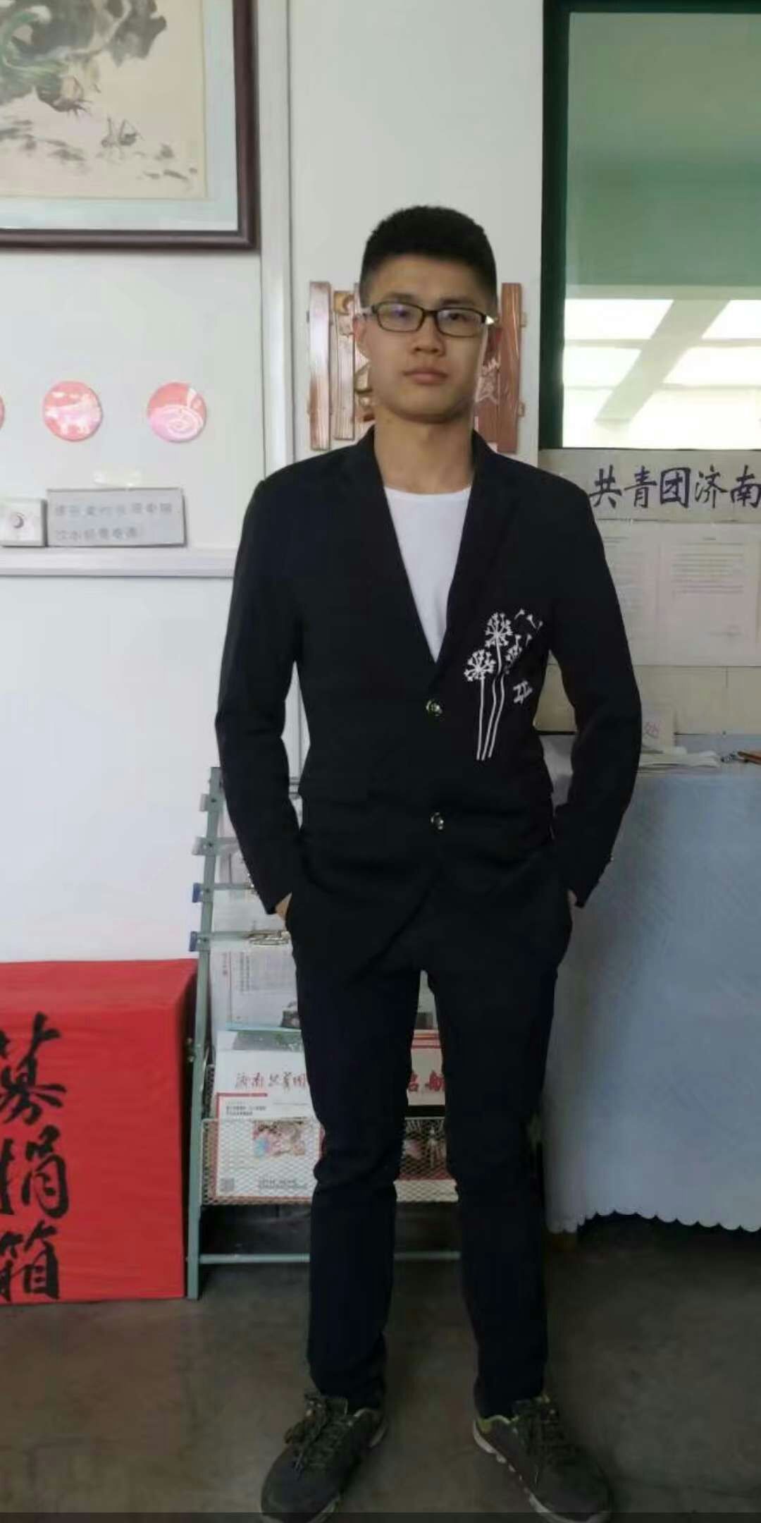 协会第十二届外联部部长:王晓璐 协会第十二届外联部部长:王晓璐