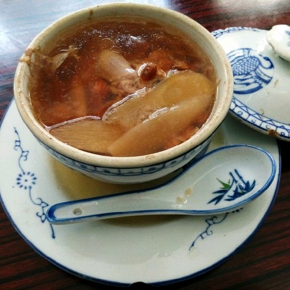 淮杞炖兔肉 淮杞炖兔肉