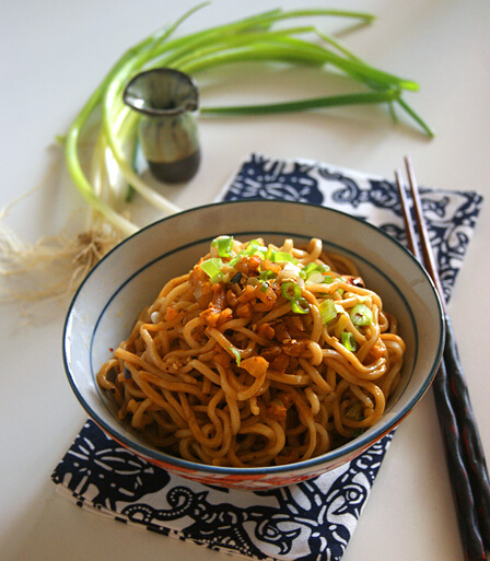 热乾麵 热乾麵