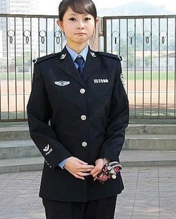 穿警服的兰州西固区王梦溪 穿警服的兰州西固区王梦溪