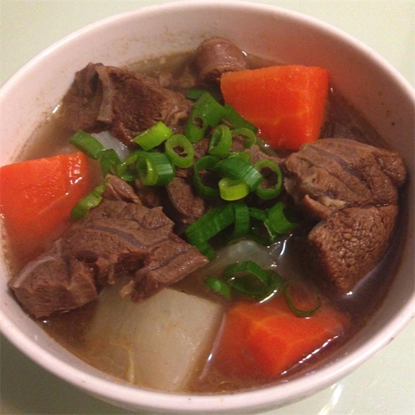 清炖牛肉汤 清炖牛肉汤