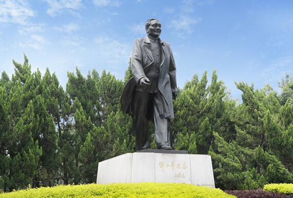 深圳莲花山公园 深圳莲花山公园
