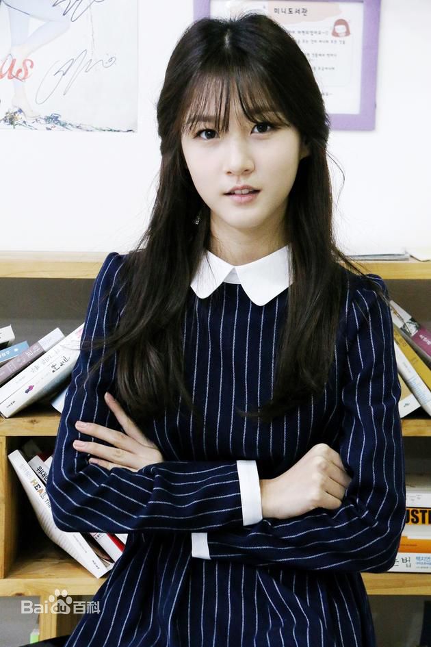 韩国影视女演员 金赛纶
