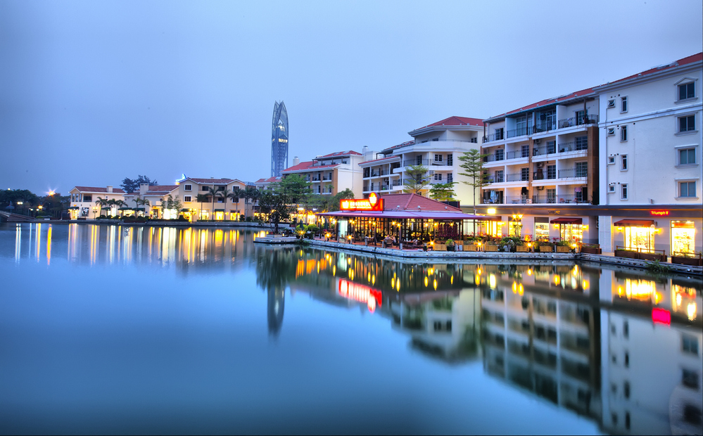 大梅沙奥特莱斯风景如画 大梅沙奥特莱斯风景如画